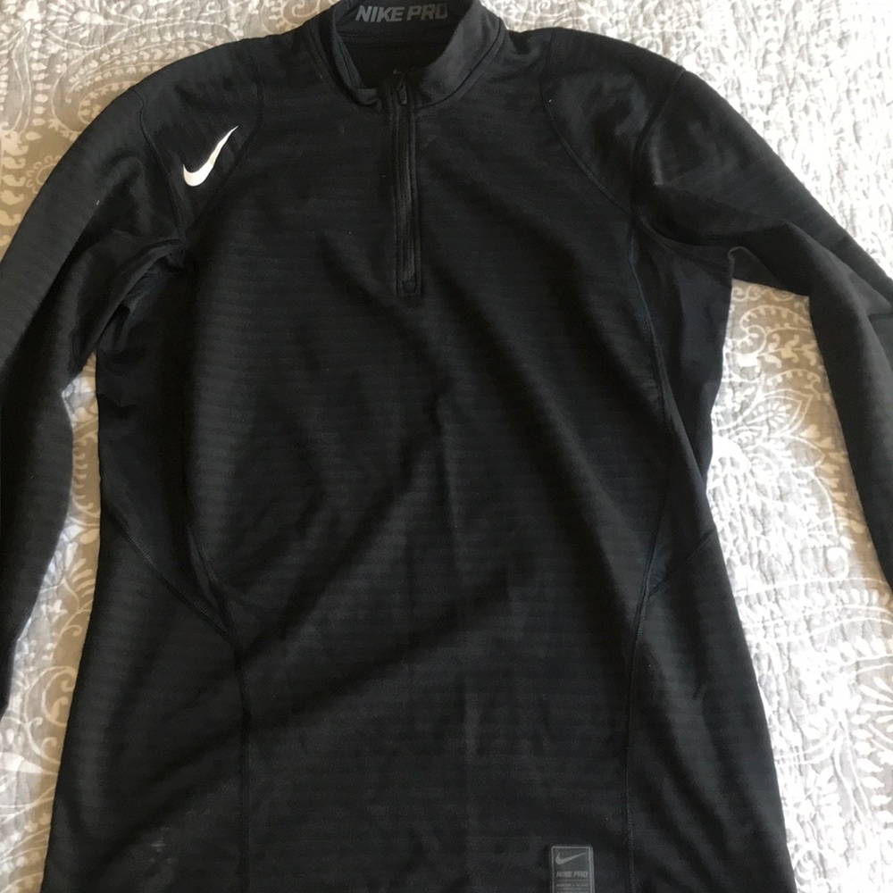 Nike pullover half zip